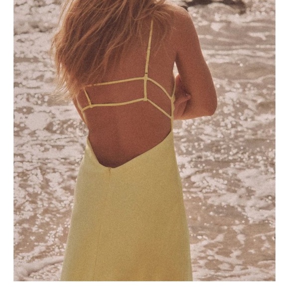 Elegant Yellow Spaghetti Strap Dress - Picture 2 of 3